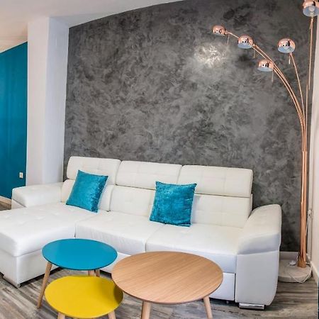 Minty Stay Mendoza Rios Seville Exterior photo